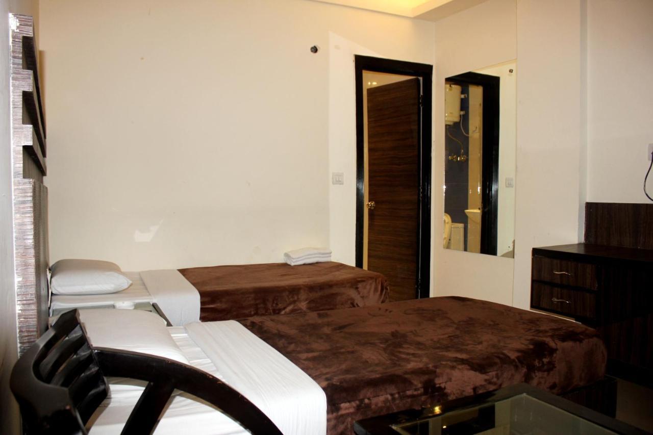 Hotel Aman Deluxe Nové Dillí Exteriér fotografie